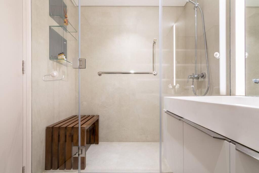 First Class 1br Tranquil Oasis In Old Town Appartement